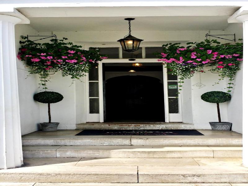 Anglesey Hotel image
