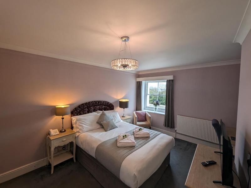 Anglesey Hotel image