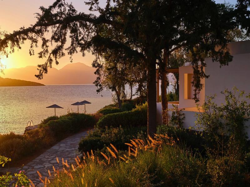Minos Beach Art Hotel, a Member of Design Hotels