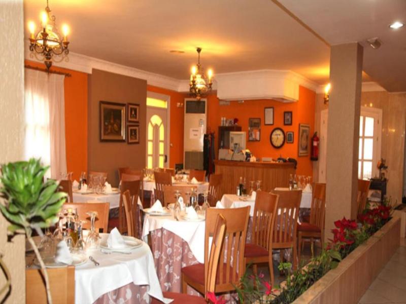 Hotel Los Arcos image