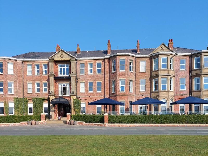 Clifton Arms Hotel image