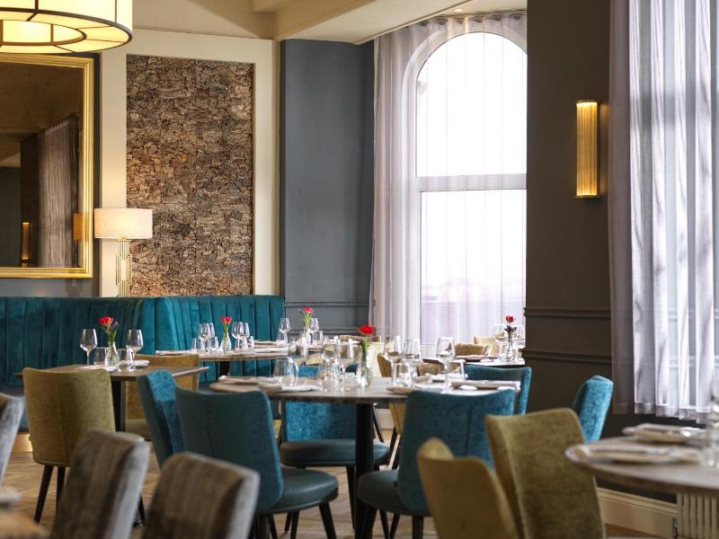 Clifton Arms Hotel image