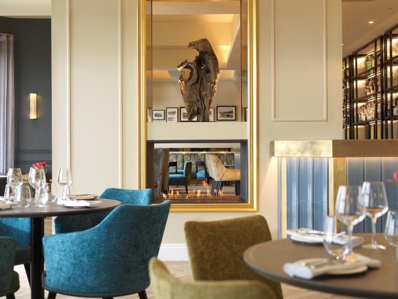 Clifton Arms Hotel image