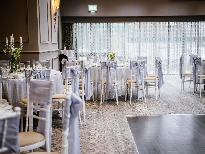 Clifton Arms Hotel image