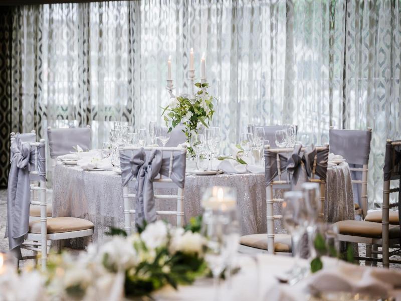 Clifton Arms Hotel image