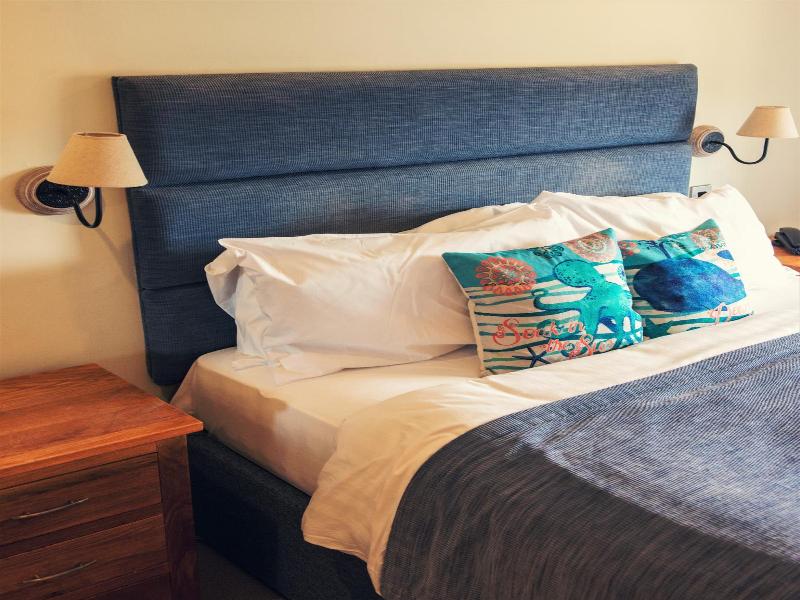 Clifton Arms Hotel image