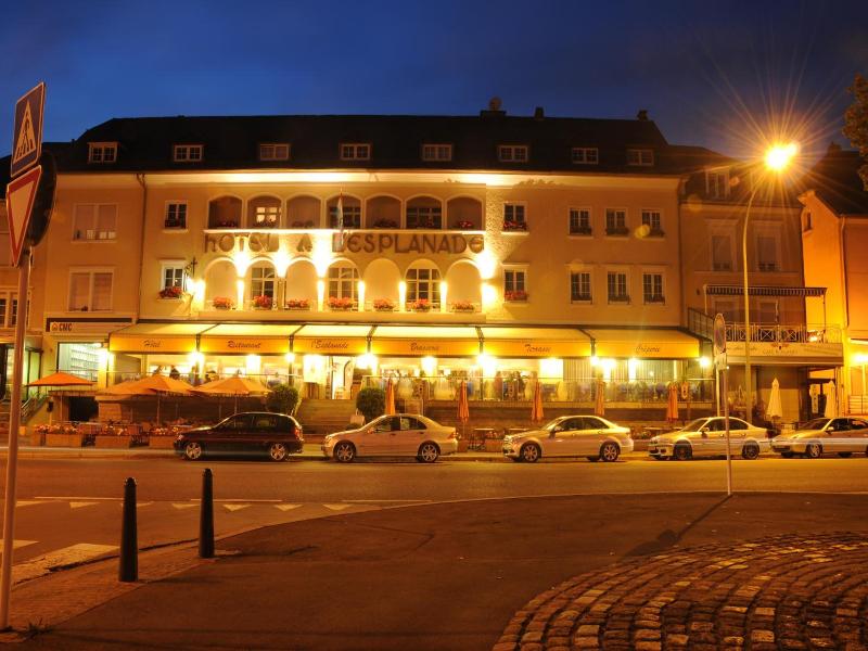 Hotel De L' Esplanade image