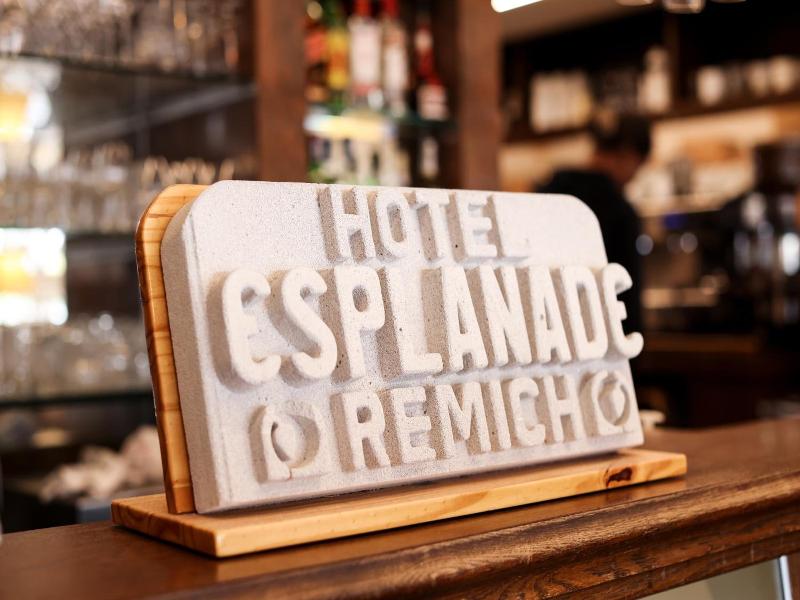 Hotel De L' Esplanade image