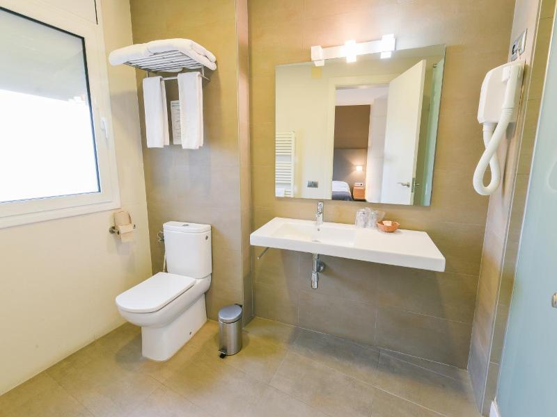 Hotel Robert image