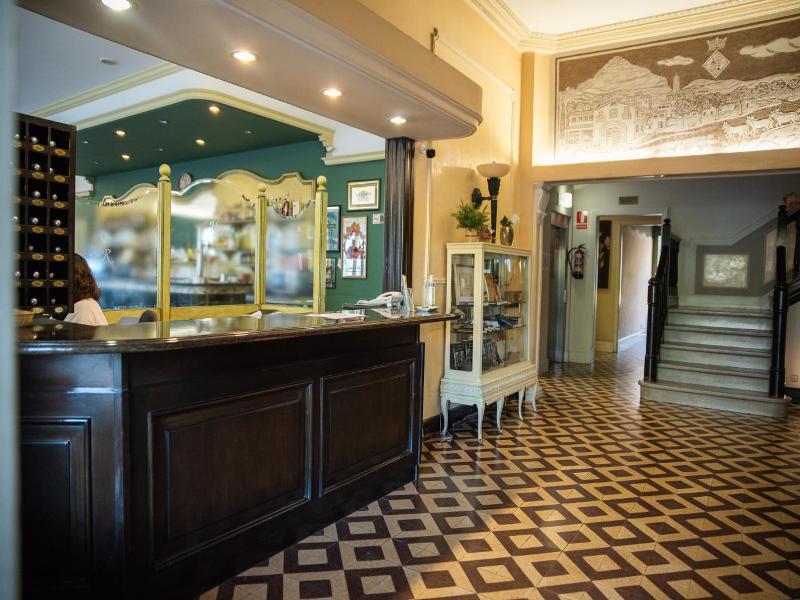 Hotel Robert image