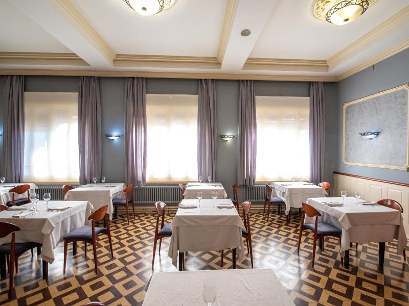 Hotel Robert image