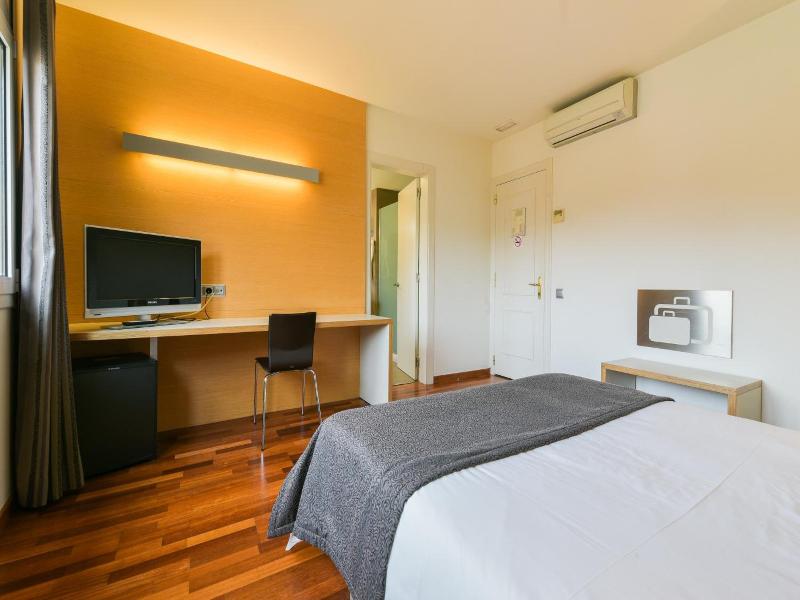 Hotel Robert image