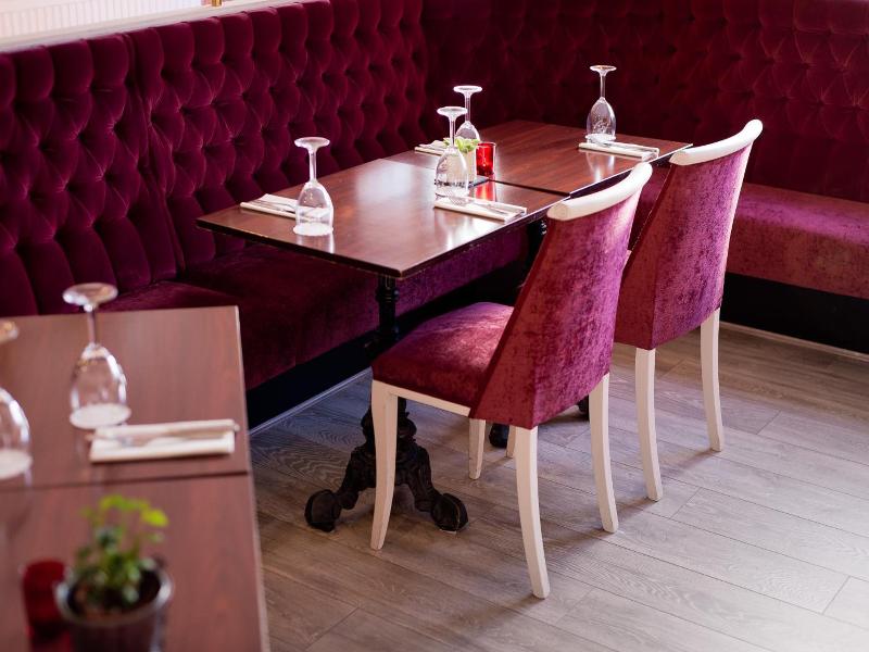 Leys Hotel image