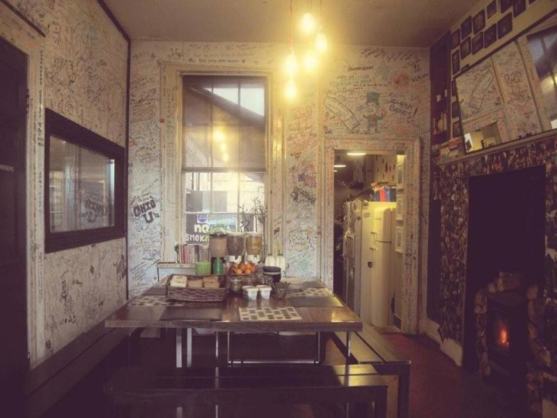 Vagabonds Hostel image