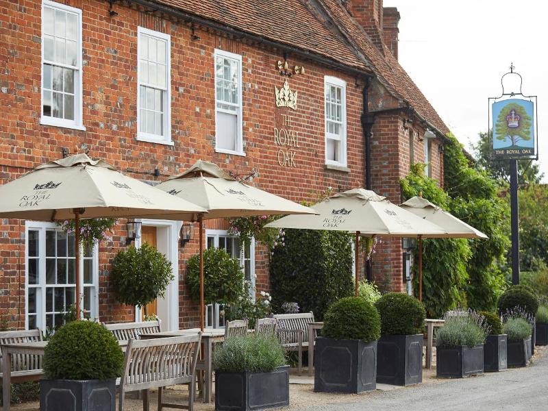 "the Royal Oak, Yattendon" image