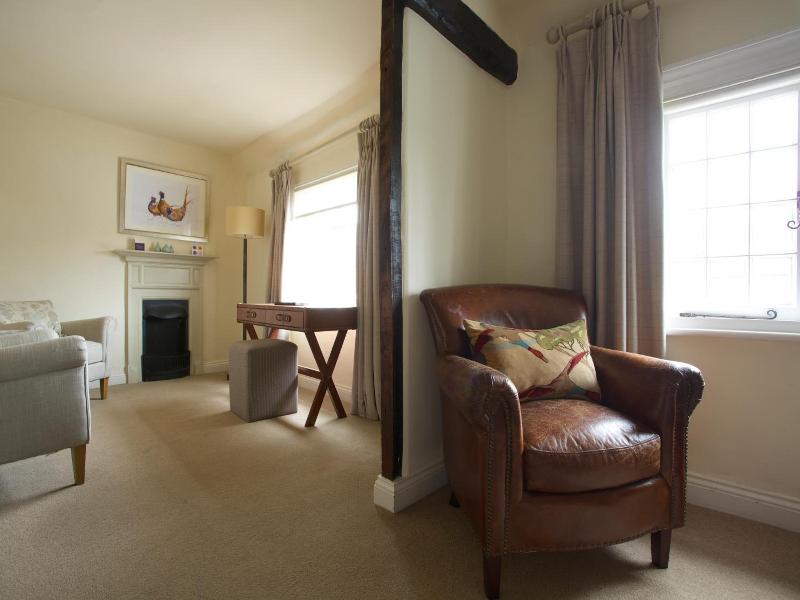 "the Royal Oak, Yattendon" image