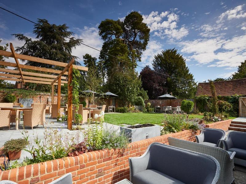 "the Royal Oak, Yattendon" image