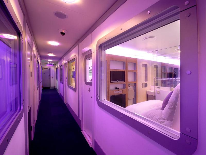 Yotelair Amsterdam Schiphol Transit Hotel image