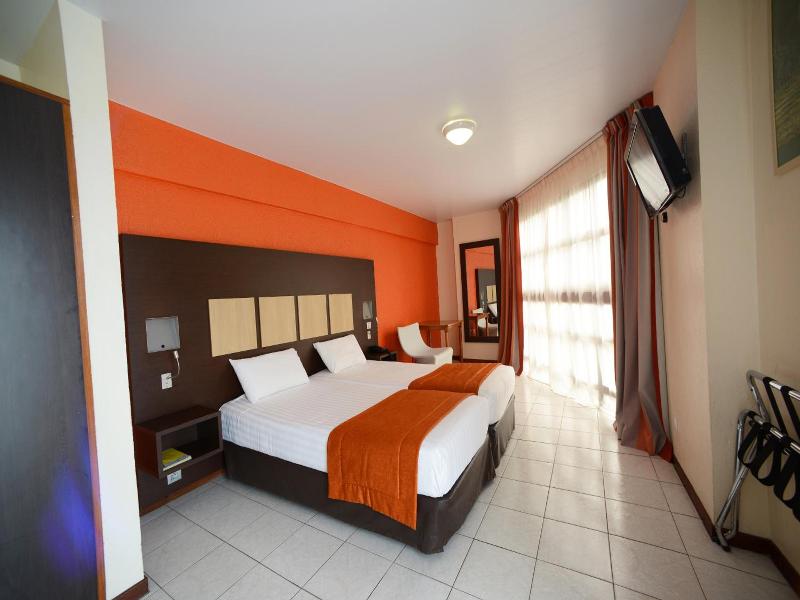 Central Hotel Cayenne image