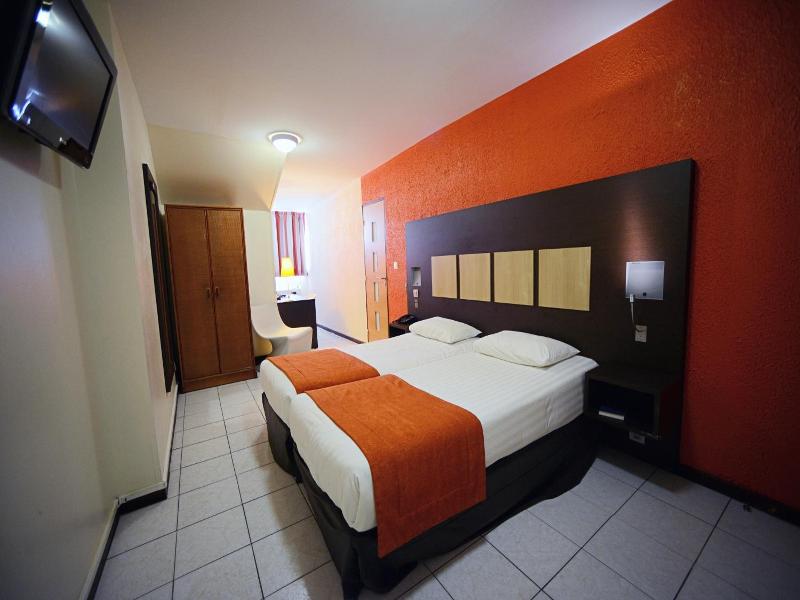 Central Hotel Cayenne image