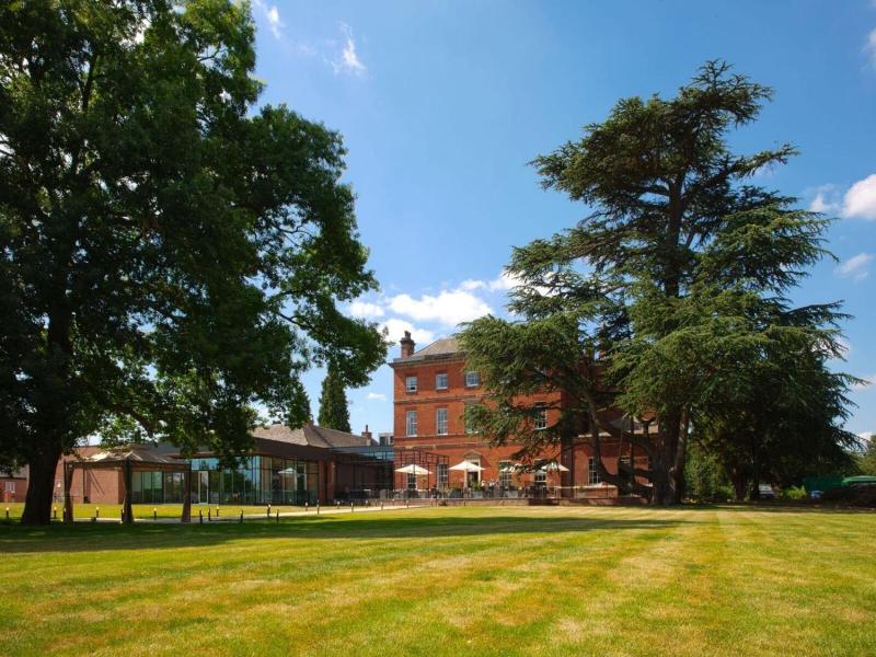 Winstanley House image
