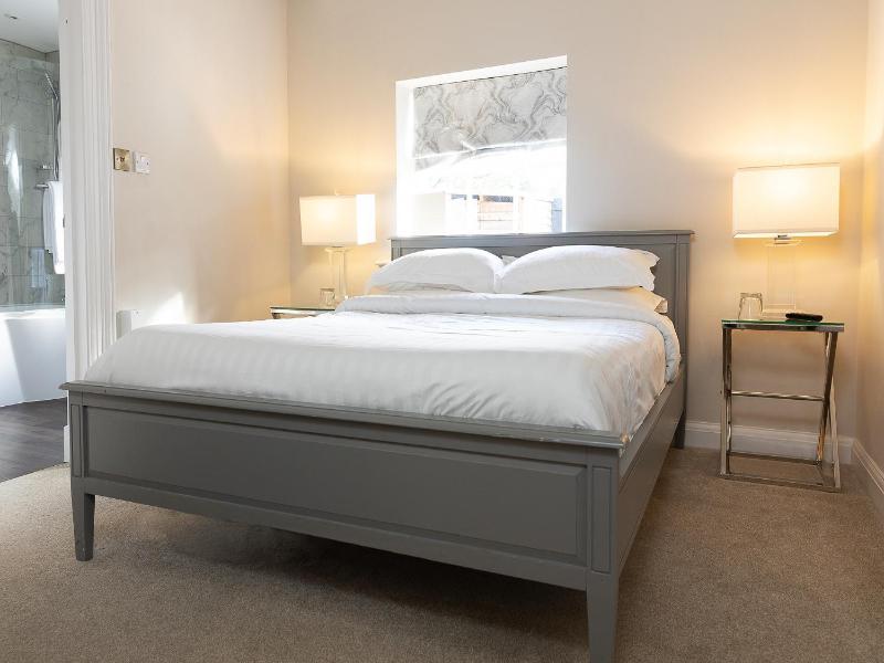 Winstanley House image