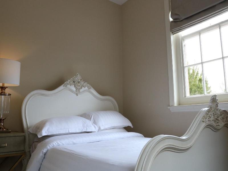 Winstanley House image