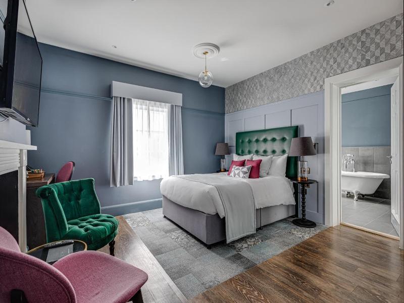 St Martins Lodge image