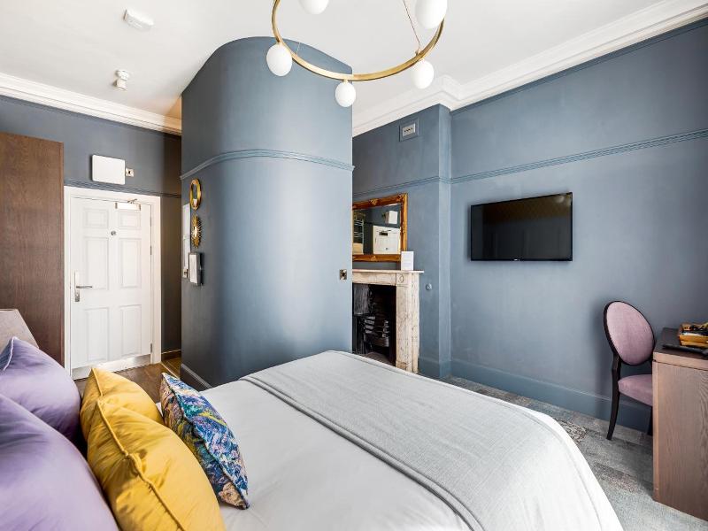 St Martins Lodge image