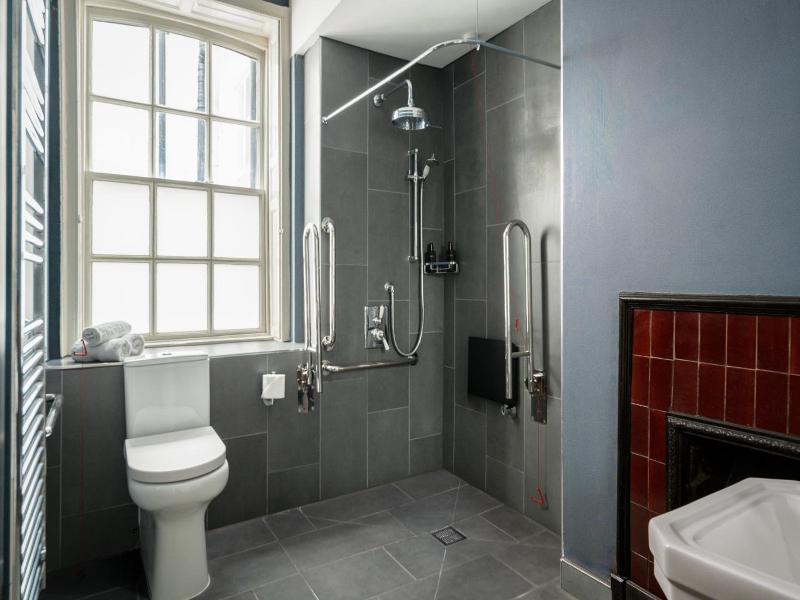 St Martins Lodge image