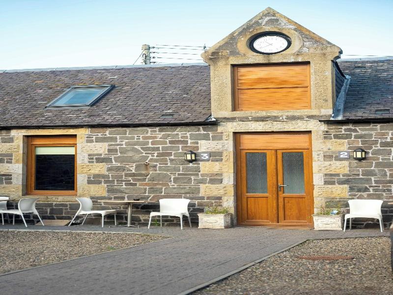 Traquair Arms Hotel image