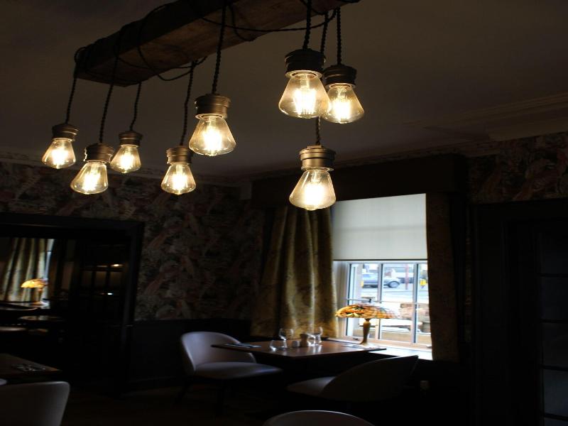 Traquair Arms Hotel image