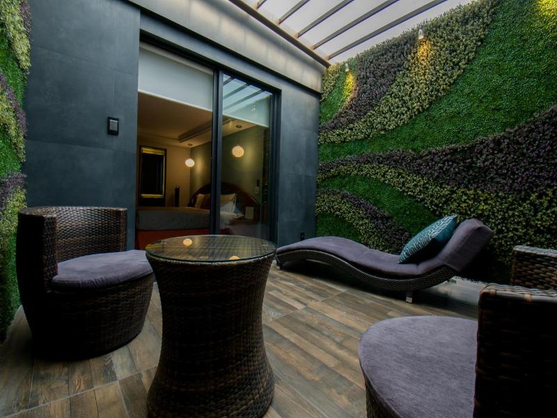 Hotel Catalina image
