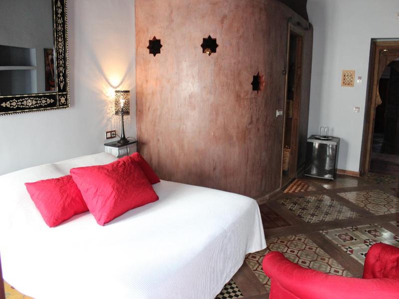 Hotel La Boheme image