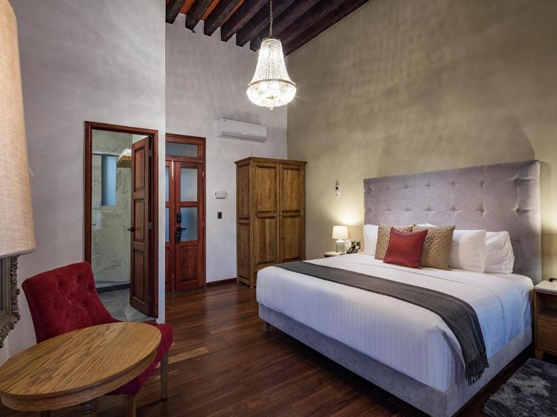 Hotel Casa Monarca image