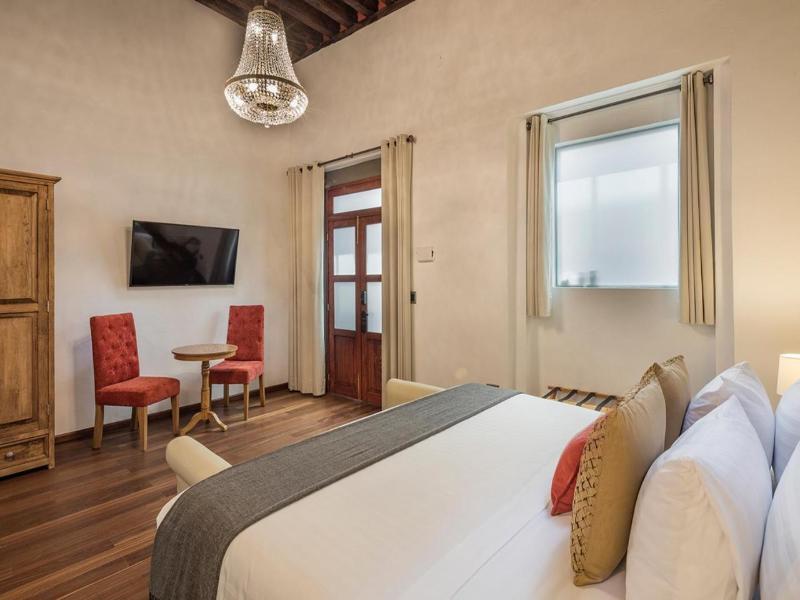 Hotel Casa Monarca image
