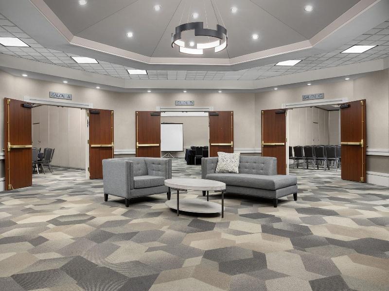 Springhill Suites Boston Peabody image