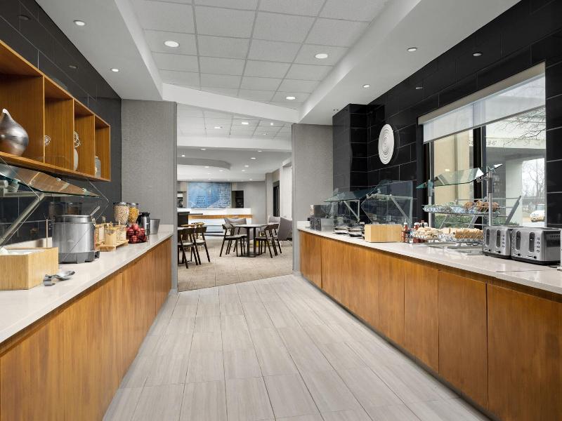 Springhill Suites Boston Peabody image