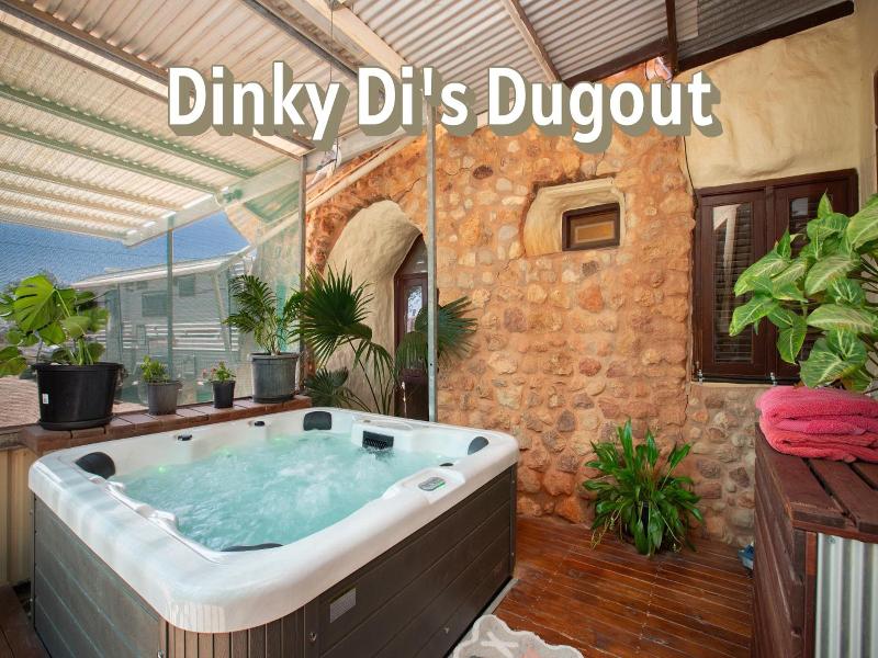 Di's Dugouts