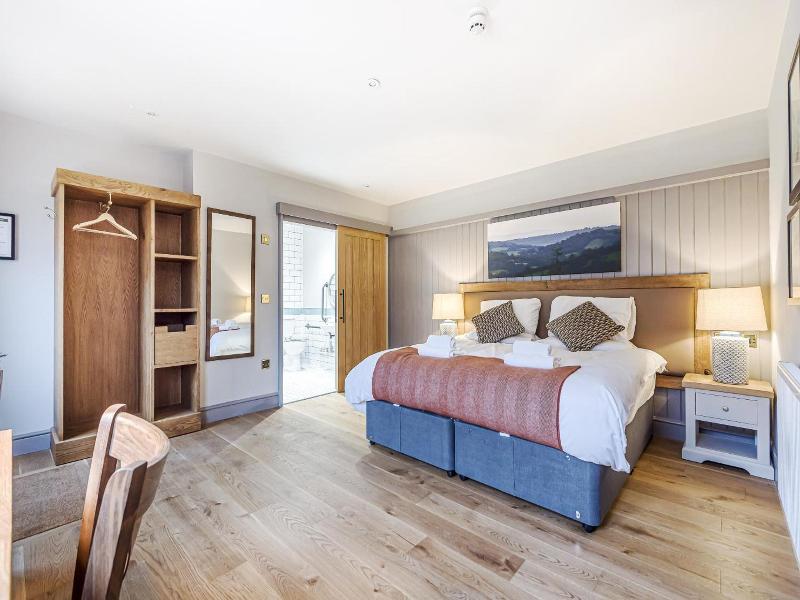 Charlcombe Inn image