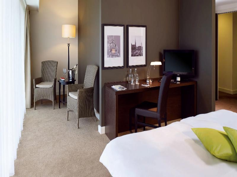 Lindner Hotel Antwerp, part of JdV by Hyatt image