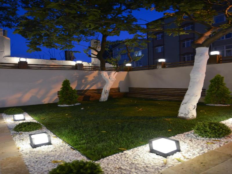 Istport Garden image