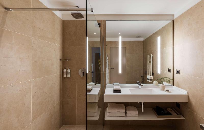Hotel Cristoforo Colombo – Preferred Hotels & Res image