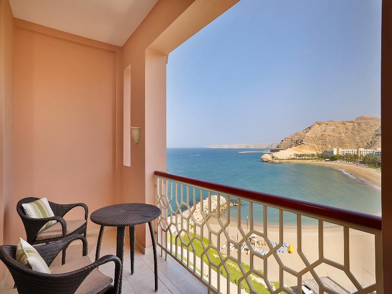 Al Husn Hotel Muscat image