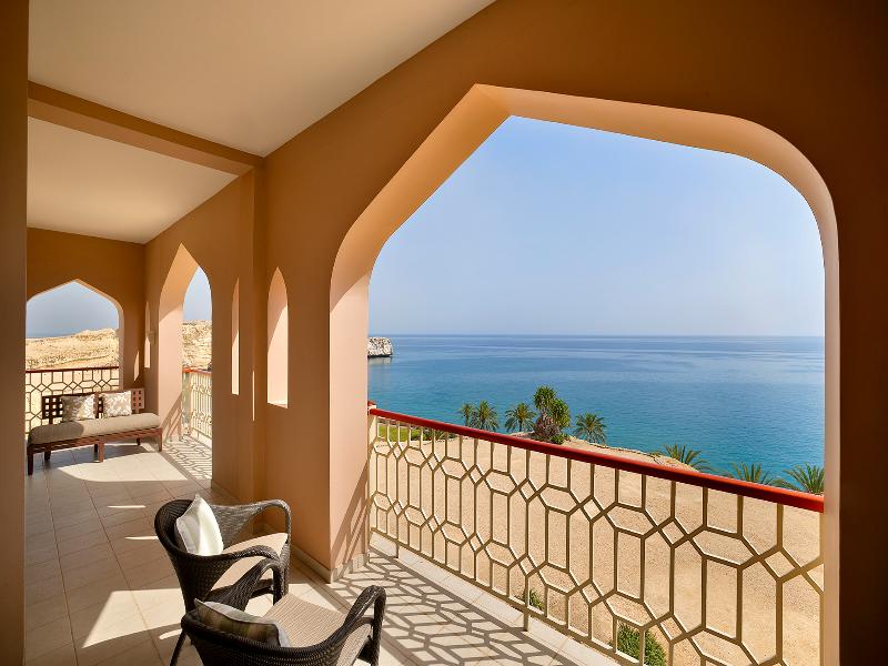 Al Husn Hotel Muscat image