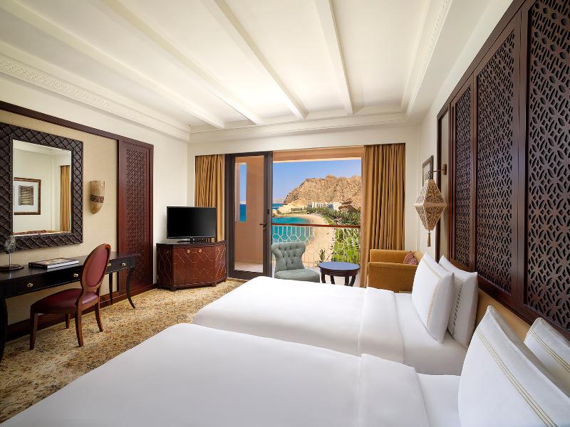 Al Husn Hotel Muscat image