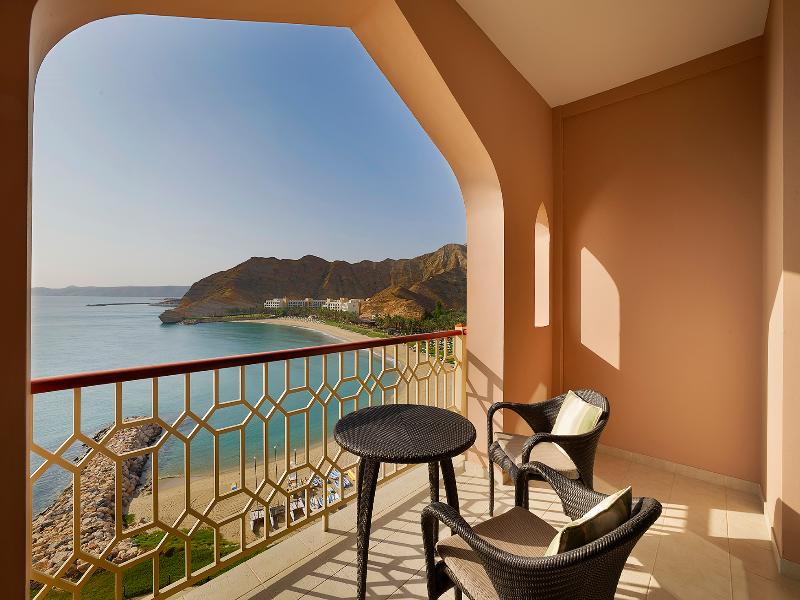 Al Husn Hotel Muscat image