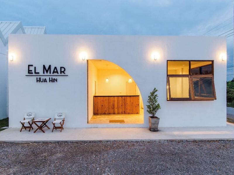 El Mar Pool Villa image