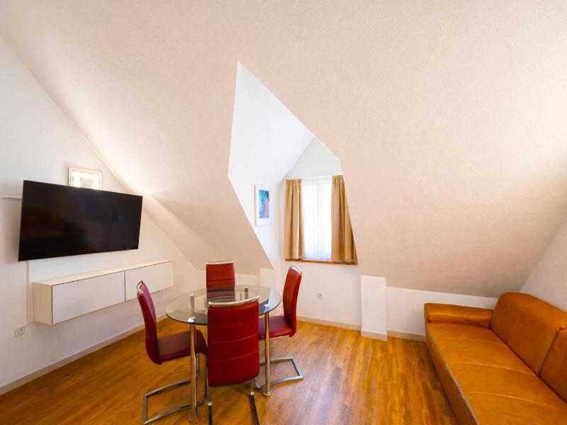 Villa Viktoria 1 - Apartments - City Center image