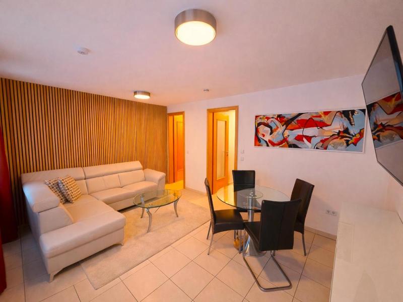 Villa Viktoria 1 - Apartments - City Center image